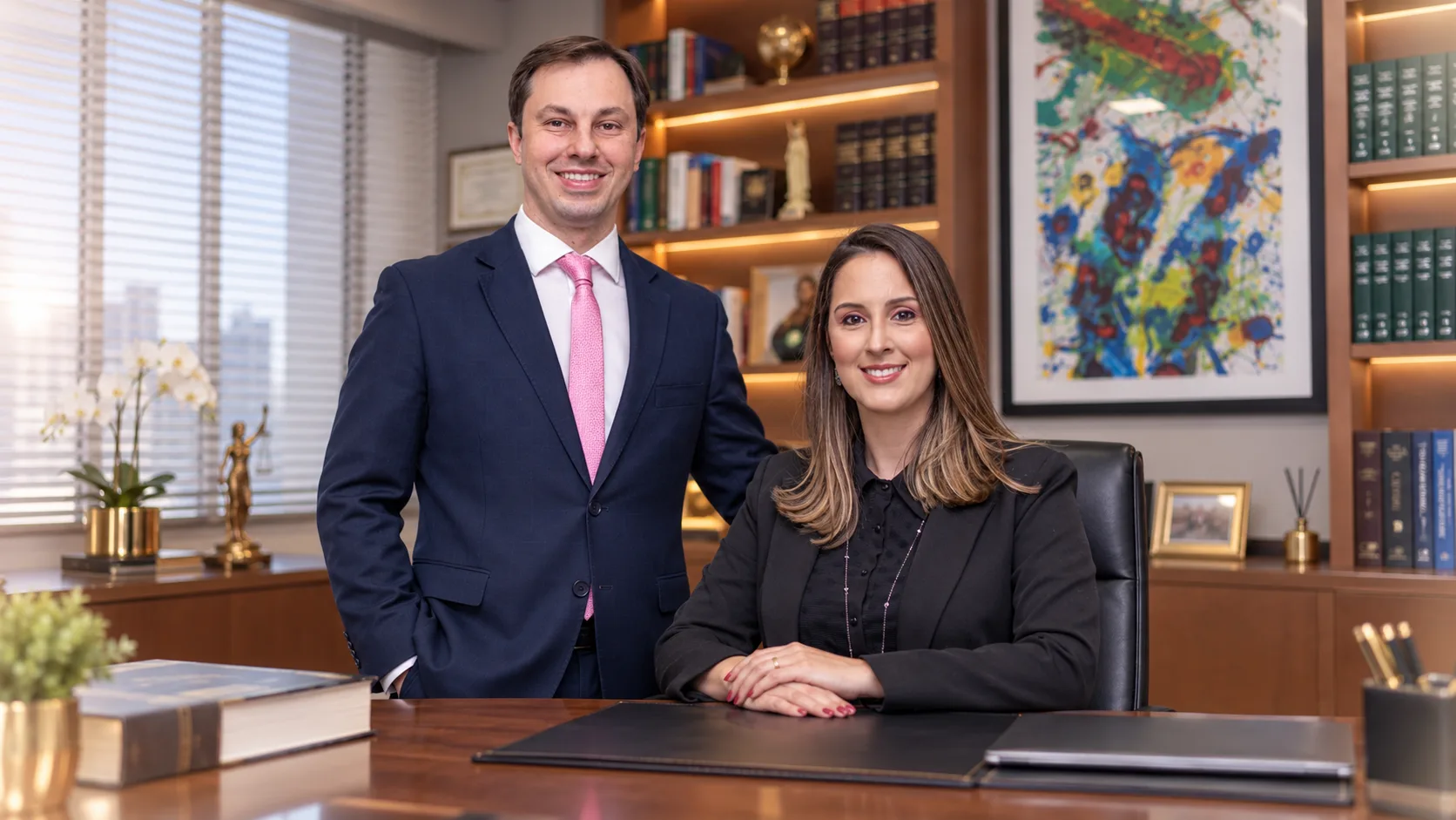 Equipe da André Bordini Advogados Associados no escritório em Maringá/PR